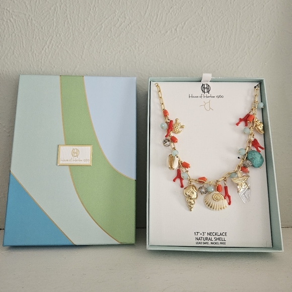 NWT Piper K Shell Necklace - Picture 1 of 3